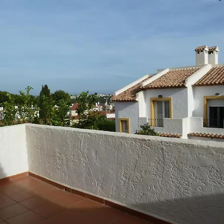 Feriehus 3 Bedroom, 2 Bathroom With 2 Pools And A Shared Paddling Pool Calpe