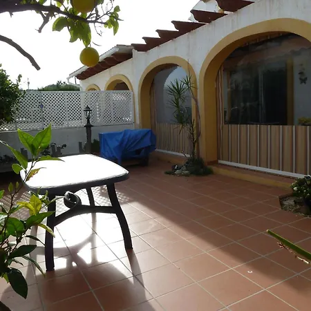 3 Bedroom, 2 Bathroom With 2 Pools And A Shared Paddling Pool *