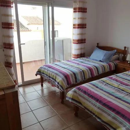 Feriehus 3 Bedroom, 2 Bathroom With 2 Pools And A Shared Paddling Pool Calpe